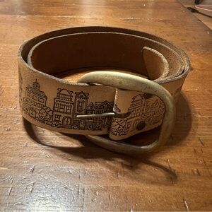 Leather men’s belt with brass hardware, tooled, size M 34-36, preowned